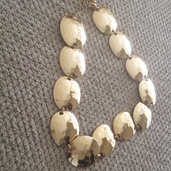 Necklace - Picture 2 of 3